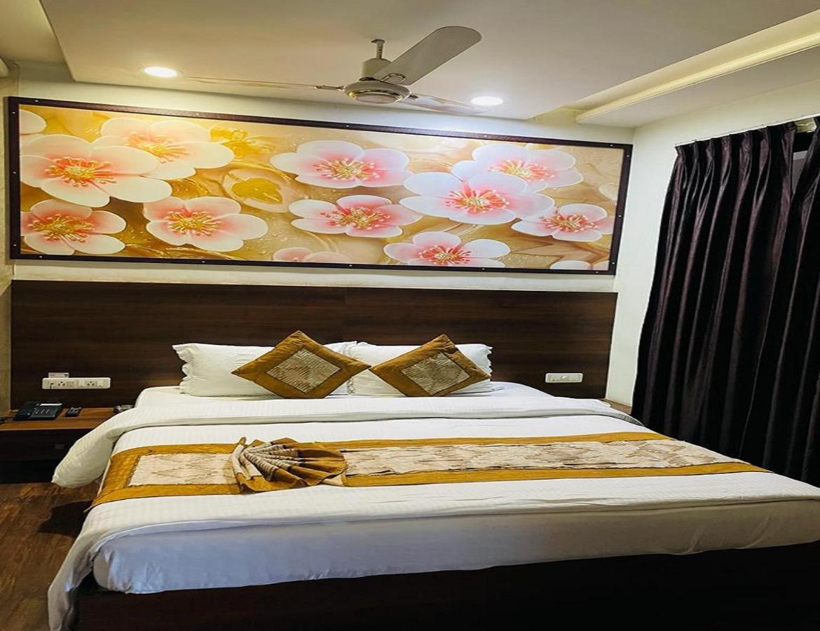 Hotel Babul Inn, Gondia Ngoại thất bức ảnh